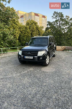 Mitsubishi Pajero Wagon  2008