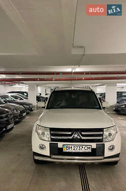 Mitsubishi Pajero Wagon  2009