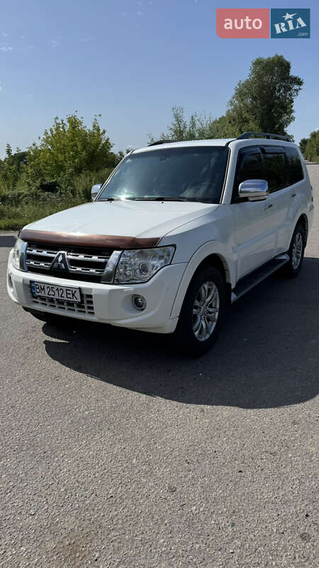 Mitsubishi Pajero Wagon