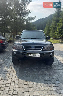 Mitsubishi Pajero Wagon  2004