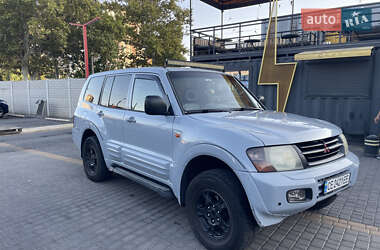 Mitsubishi Pajero Wagon  2002
