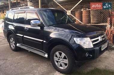 Mitsubishi Pajero Wagon  2008
