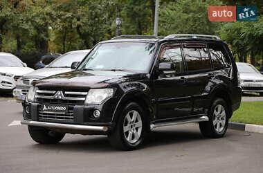 Mitsubishi Pajero Wagon  2008