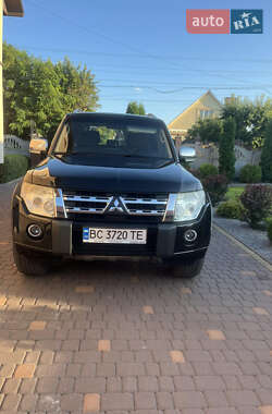 Mitsubishi Pajero Wagon 2008
