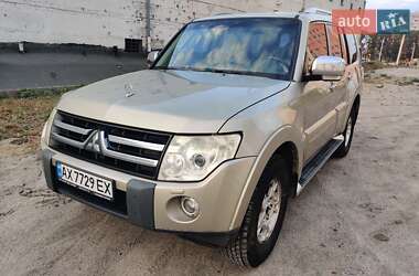 Mitsubishi Pajero Wagon  2008