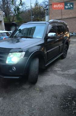 Mitsubishi Pajero Wagon 2008