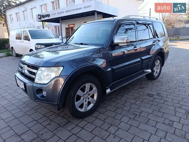 Mitsubishi Pajero Wagon