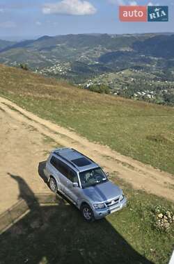 Mitsubishi Pajero Wagon  2005