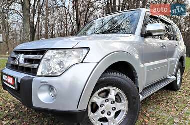 Mitsubishi Pajero Wagon  2008