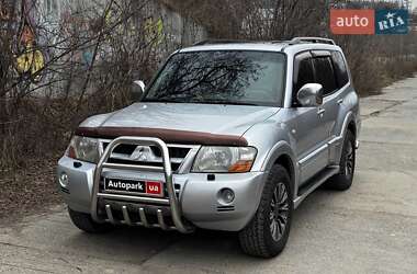 Mitsubishi Pajero Wagon  2006