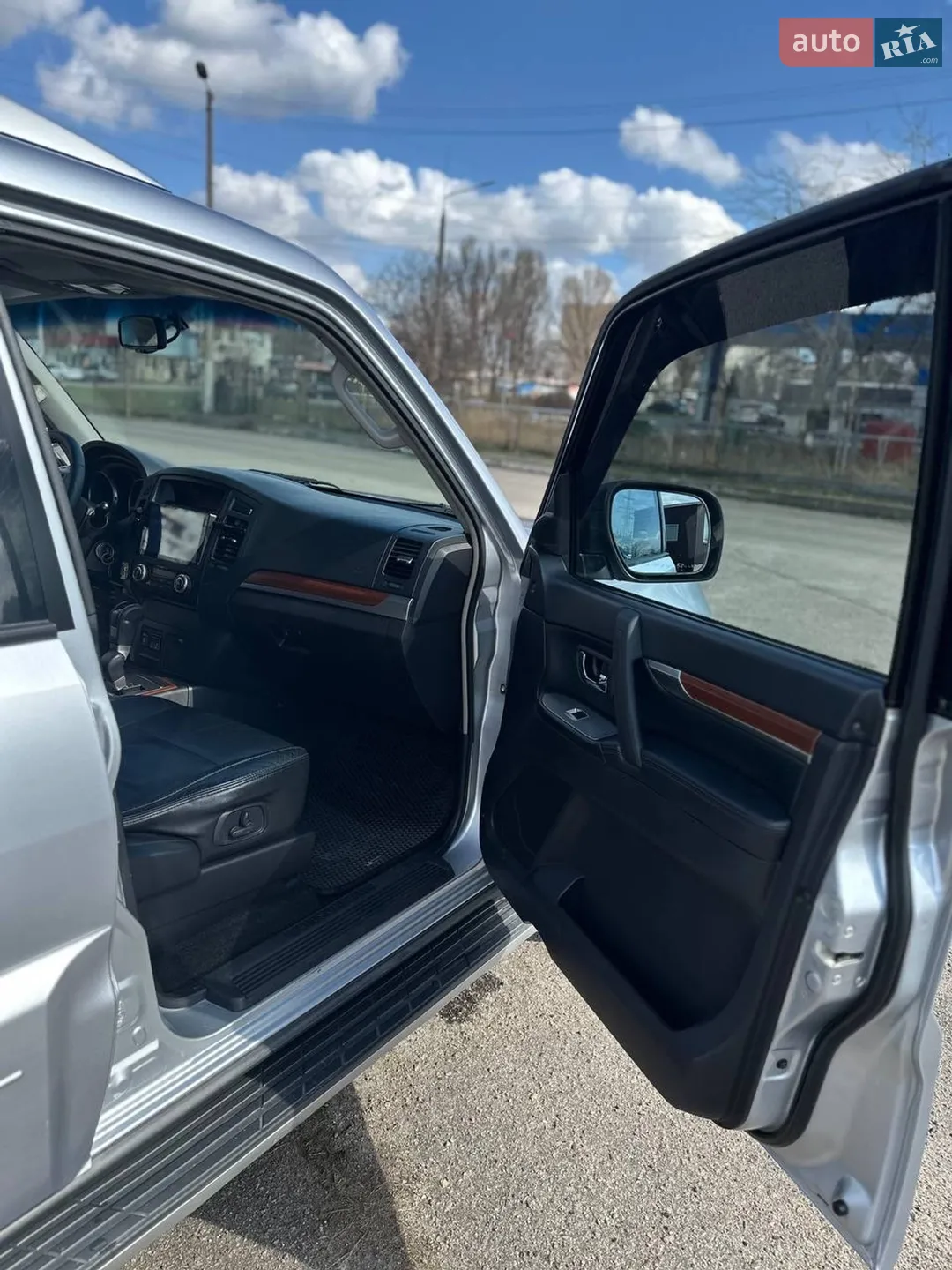 Mitsubishi Pajero Wagon 2008 VIN JMYLRV93W8J727096 фото оголошення 18 з 30