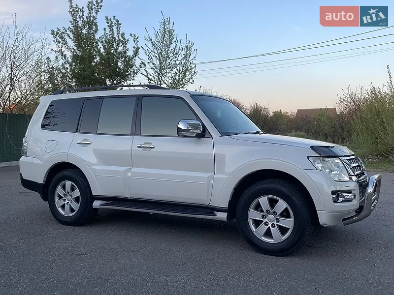 Mitsubishi Pajero Wagon
