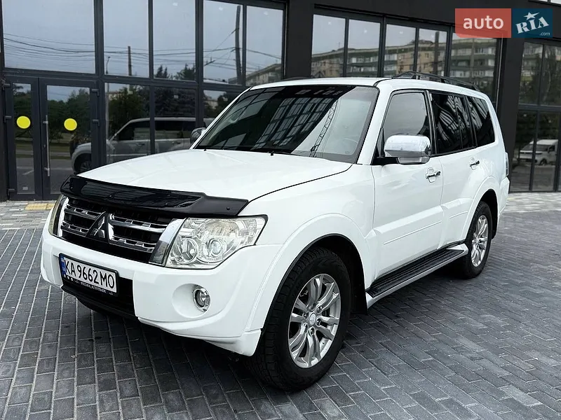 Mitsubishi Pajero Wagon