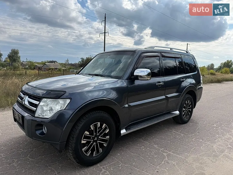 Mitsubishi Pajero Wagon