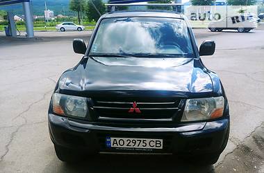 Mitsubishi Pajero  2002