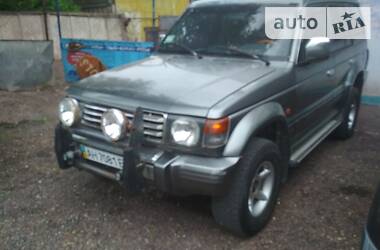 Mitsubishi Pajero  1992