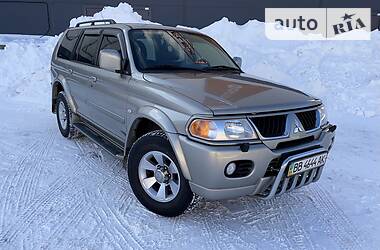 Mitsubishi Pajero Sport Official  2006