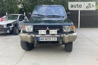 Mitsubishi Pajero  1996