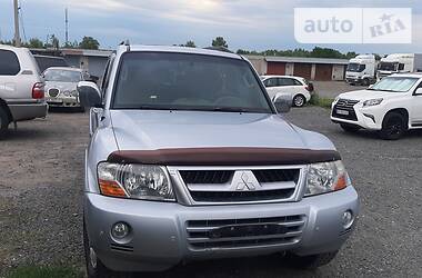 Mitsubishi Pajero  2006