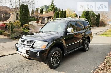 Mitsubishi Pajero  2006