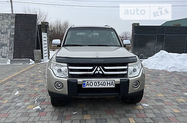 Mitsubishi Pajero 3.0  2007