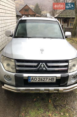 Mitsubishi Pajero  2006