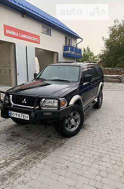 Mitsubishi Pajero Sport  2004