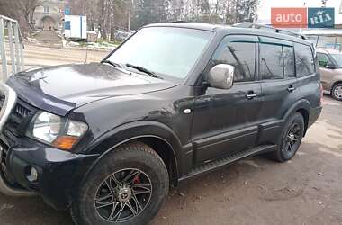 Mitsubishi Pajero  2006