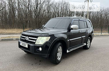 Mitsubishi Pajero  2008