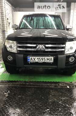 Mitsubishi Pajero  2008