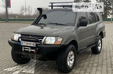 Mitsubishi Pajero  2000