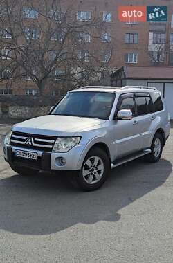 Mitsubishi Pajero  2007
