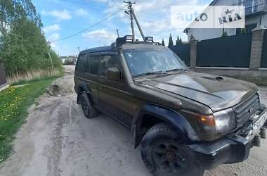 Mitsubishi Pajero  1993