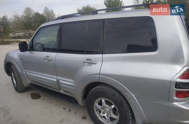 Mitsubishi Pajero 2001