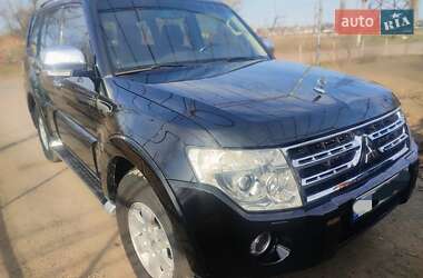 Mitsubishi Pajero  2007