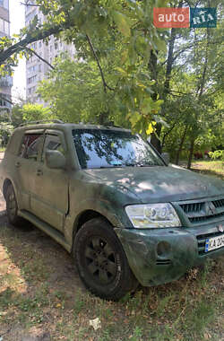 Mitsubishi Pajero  2006