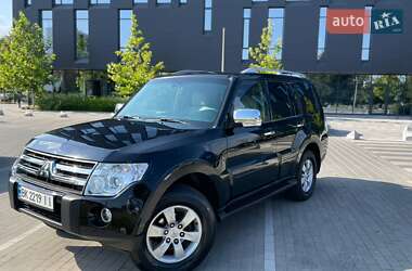 Mitsubishi Pajero  2007