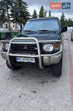 Mitsubishi Pajero  1997