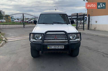 Mitsubishi Pajero  1999
