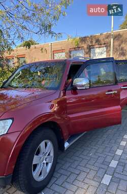Mitsubishi Pajero  2008