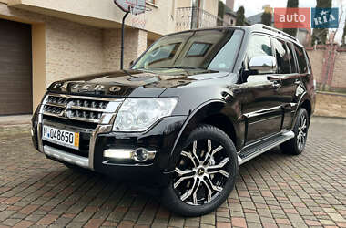 Mitsubishi Pajero  2018