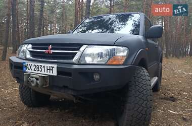 Mitsubishi Pajero  2002
