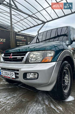 Mitsubishi Pajero  2001
