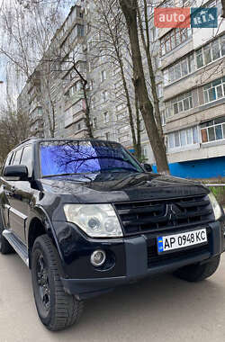 Mitsubishi Pajero  2007