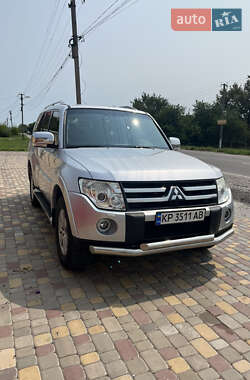 Mitsubishi Pajero  2008