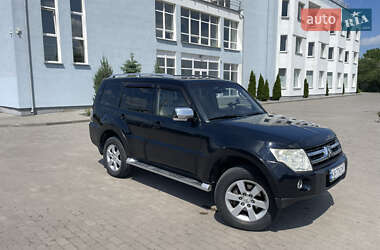 Mitsubishi Pajero  2007