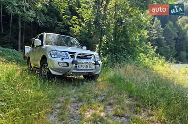 Mitsubishi Pajero 2000