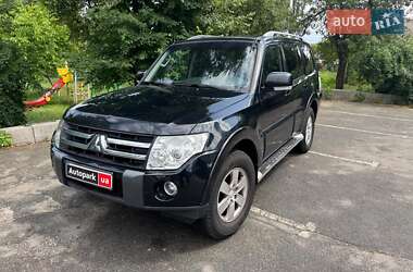 Mitsubishi Pajero  2007