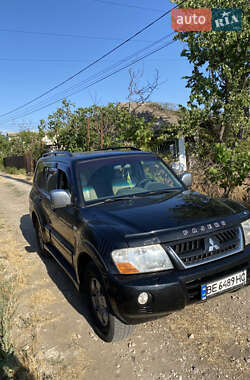Mitsubishi Pajero  2006