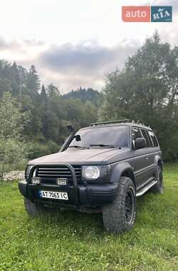 Mitsubishi Pajero  1993